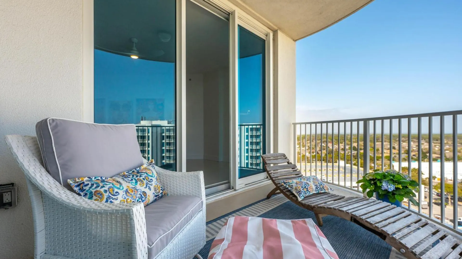 Palms Resort #21207 Jr. 2Br Penthouse Destin Holiday home